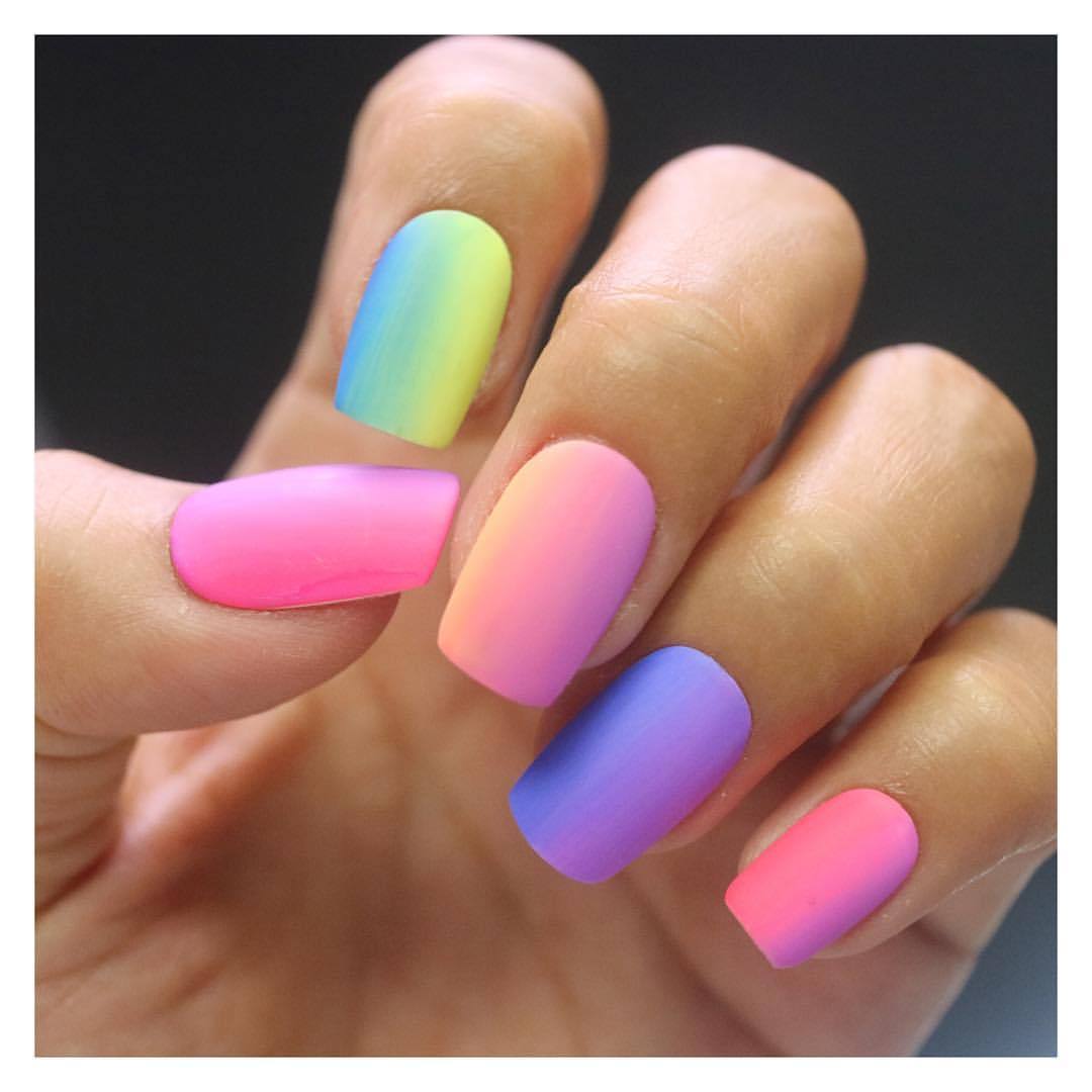NAIL PORNOGRAPHY