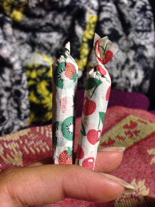satansmokesmeup:  2 doobies to tha face