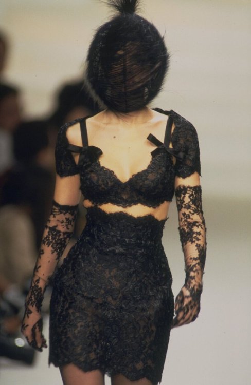theoriginalsupermodels: Chanel - Spring 1994 Couture