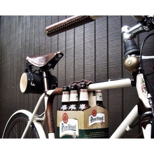mississippiabigail:  davewellbeloved:  bikes-bridges-beer:  🍻Fermented Fridays. http://ift.tt/1lMD5EQ  Mmm  THIS SUMMER W/ CHAUSTIN 