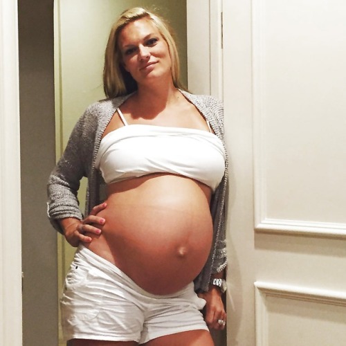 For More Sexy Pregnant Girls: