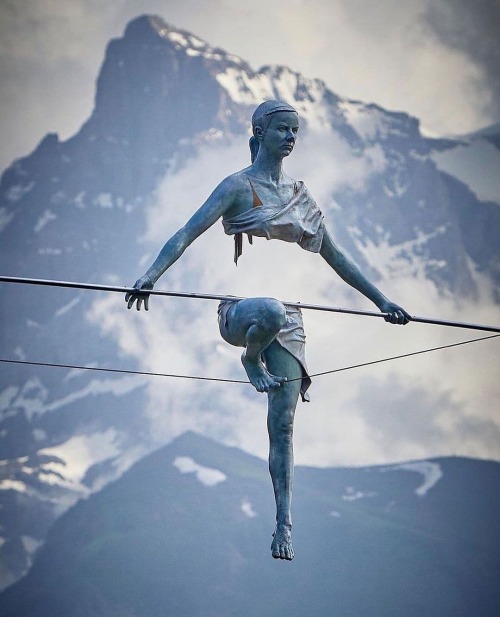 misterlemonzafterlife:  barbarapicci:#Sculpture by #JerzyKędziora in #Aigle, Switzerland @kedziorajerzy  #scultura #funambolo #cultureisfreedom #artisfreedom #curiositykilledtheblogger #artblogging #photooftheday #artaddict #artistsoninstagram #amazing