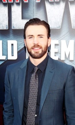 male-and-others-drugs:Chris Evans
