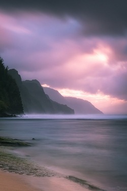 ponderation:  Ke’e Beach by Mark Gvazdinskas  