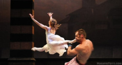 kungfu-online-center:  When Ballet meets