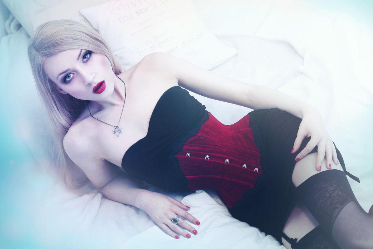absentia-veil:  model: Absentia