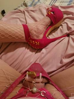 Pink is the color of the day  Please share and comment  Sissy cumdumpster Peaches