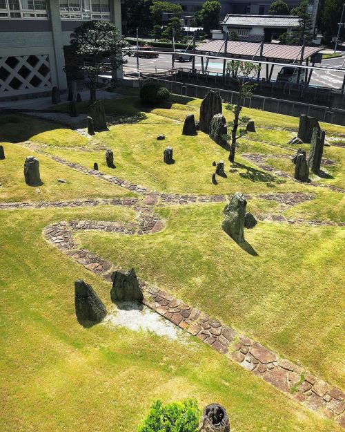 鳥取県庁庭園 [ 鳥取県鳥取市 ] ② Tottori Prefectural Office Garden, Tottori ーー作庭家 #重森三玲 の子 #重森完途 が鳥取の地勢を表現し作庭した枯山