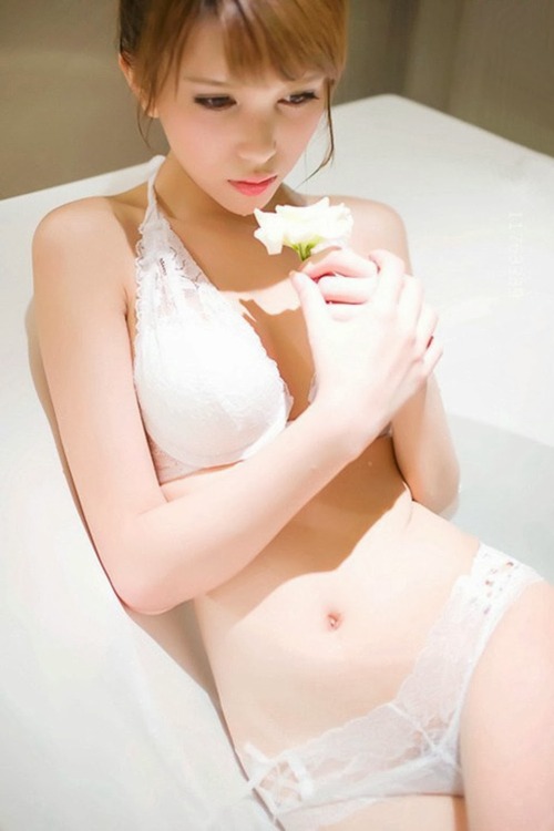♥ moreecchi ♥