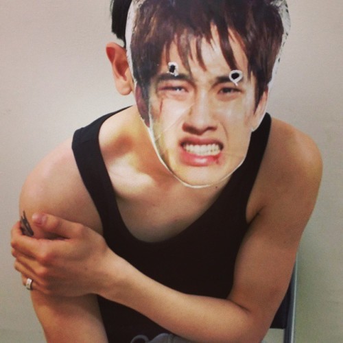 fy-exo: 140914 real__pcy: Thai fans gave me the best gift ever. #KangwooCosplay #TheExactPose #