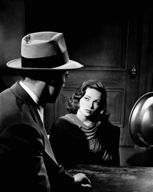 sweetheartsandcharacters:Dana Andrews and Gene Tierney in Otto Preminger’s “Laura”