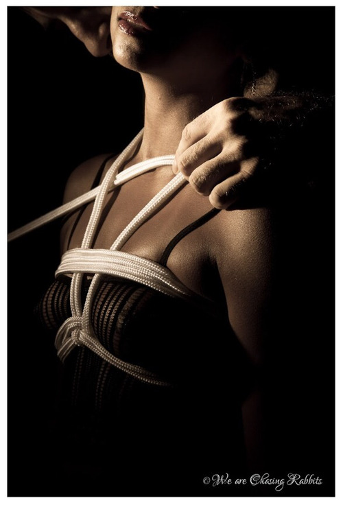 xhania-x:  Ropesl su We Heart It - http://weheartit.com/entry/119005739