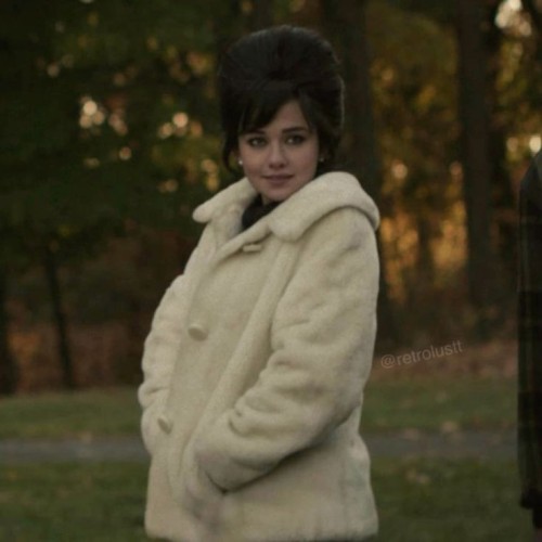 Priscilla's Outfits In The Priscilla Movie