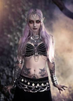 gothicandamazing:    Model/edit: Alternate