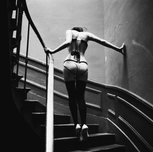 classykittenn:   Ellen von Unwerth    