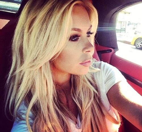 bestofbarbie:  Http://bestofbarbie.tumblr.com 