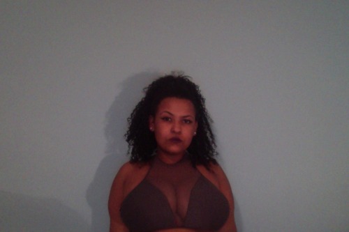 duttydominican:  duttydominican:  bikini boredom   happy black out!!