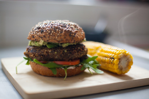 Porn alloftheveganfood:  Vegan Sweet Potato Burger photos