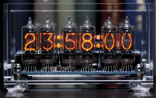 thecwst:  Nixie Tube Clock 