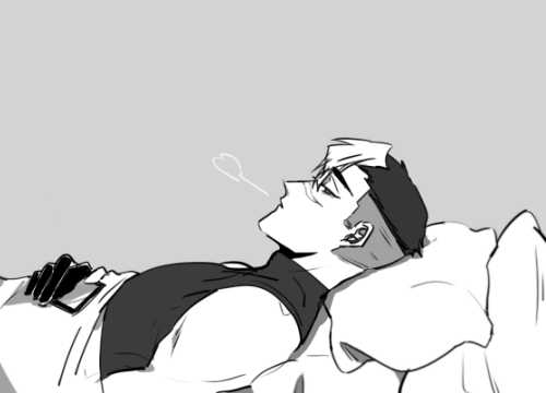 mumu3201:Keith :  Should I call him? Shiro :  Should I call him? ♫