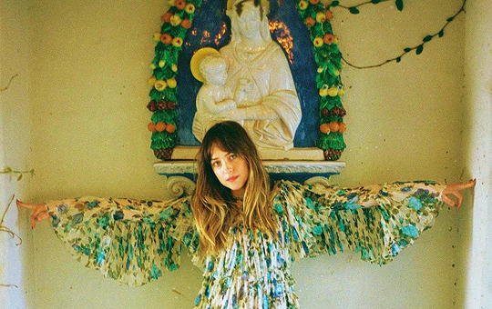 galsgadots: Dakota Johnson photographed by Gia Coppola for Grazia Italia (2018)