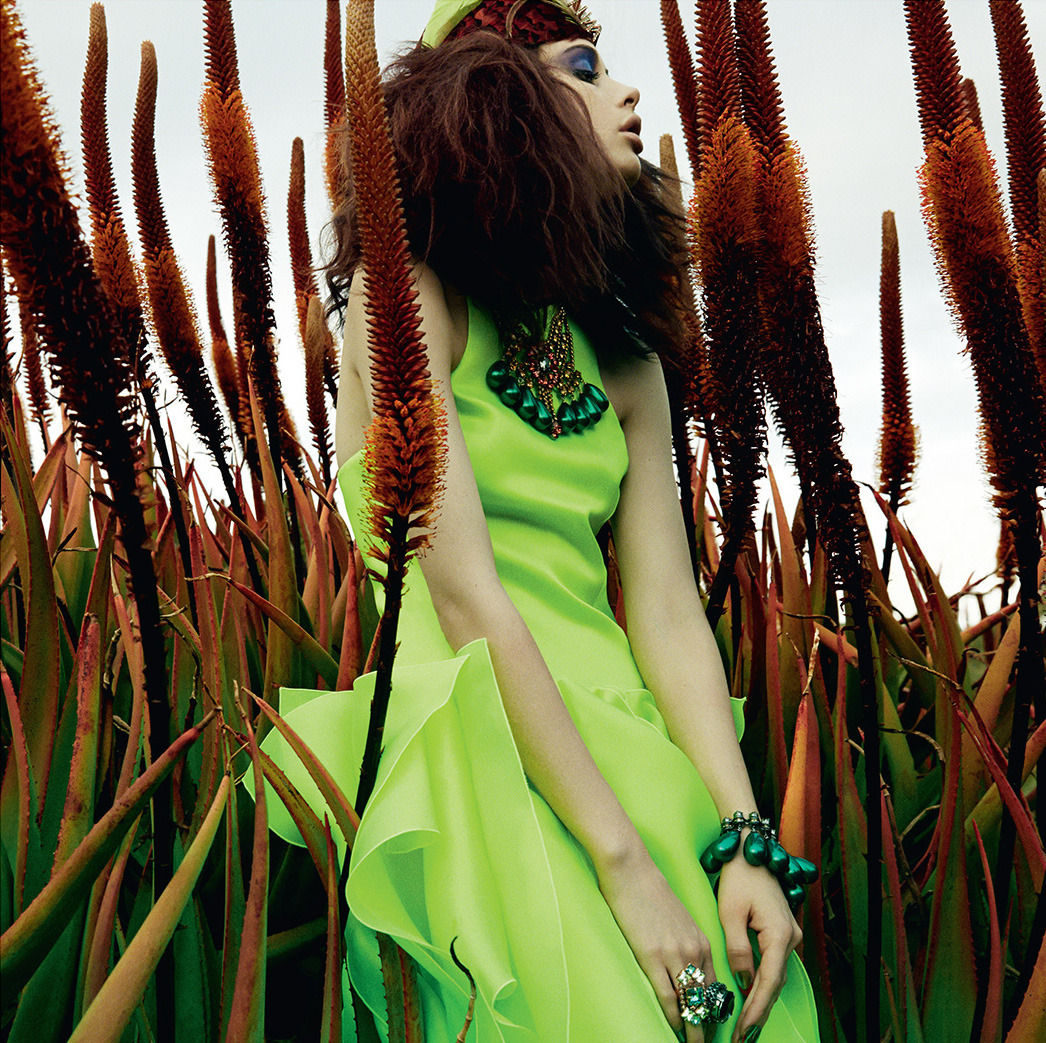stormtrooperfashion:  Charlotte Kemp-Muhl in “Belle Plante” by Greg Kadel for Numéro, May