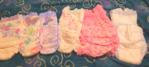 cheshirepussy:  ✿.｡.:* ☆:**:.princess pants.:**:.☆*.:｡.✿