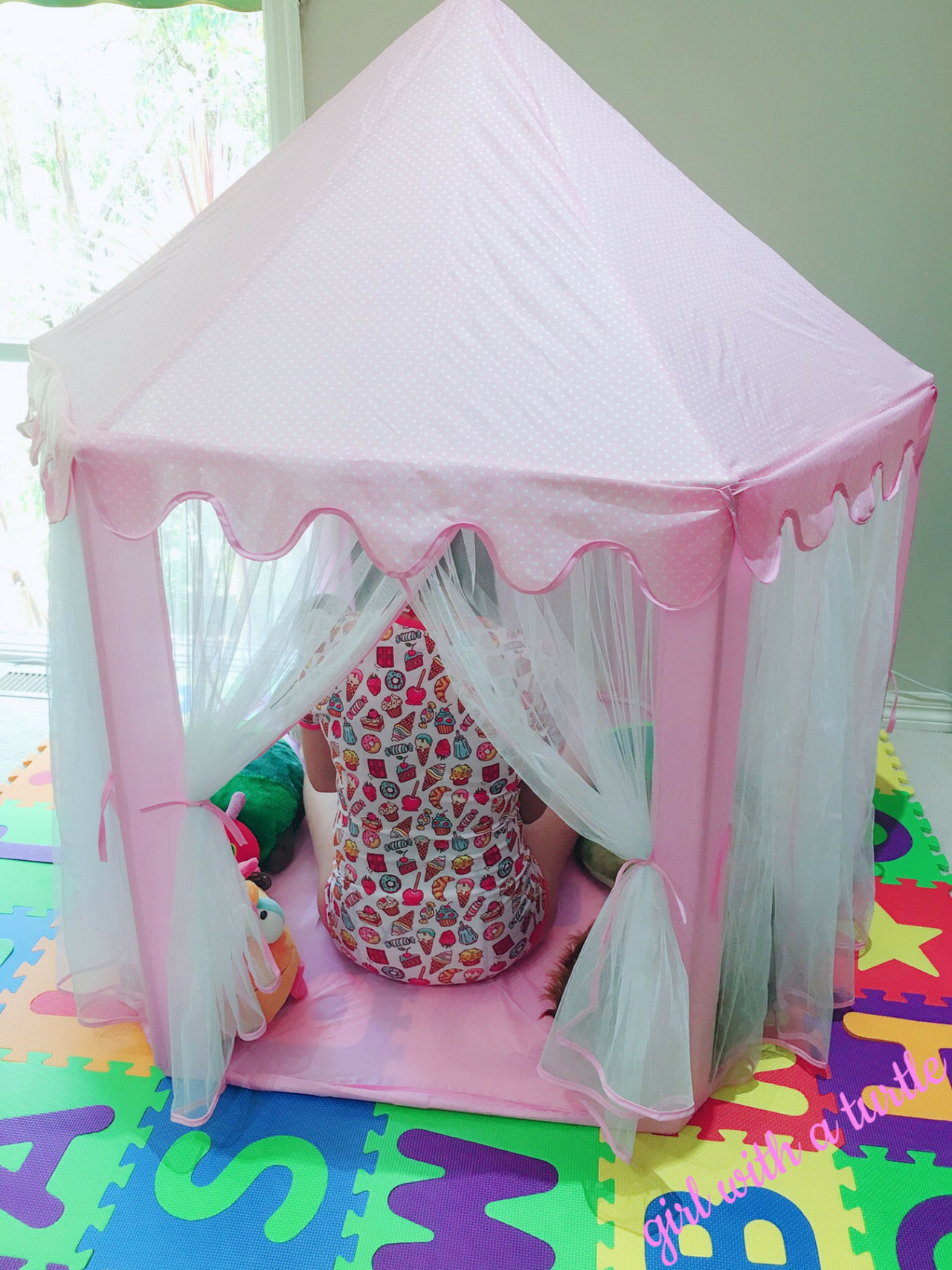 girlwithaturtle:  Too busy playing in my new princess tent to pay any attention to
