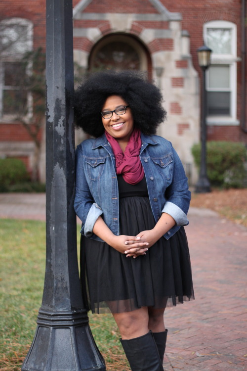 carlisaj:  My Senior Pictures! It is getting real yall, I am almost done with my undergrad!  