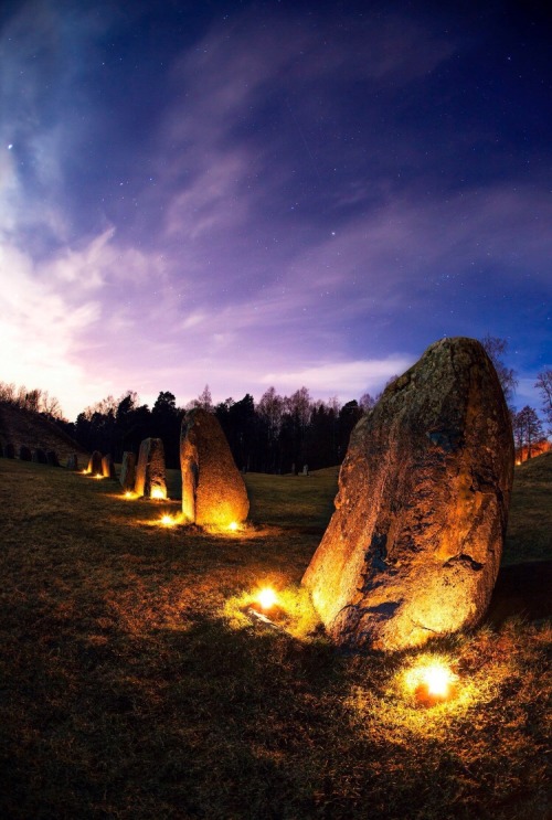 hammer-ov-thor:Anundshög, Västerås. Sweden’s largest Viking burial site