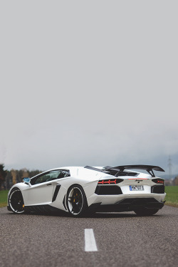 m0nopoly:  Lamborghini Aventador Via: Karsten