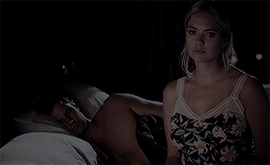 hannamarnin:Between Charlotte’s death and the police circling us, I feel like I’m in a time warp.