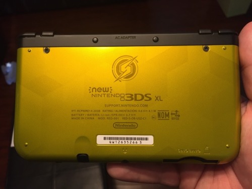isquirtmilkfrommyeye:  The 3D on the Metroid New 3ds XL is incredible  Game onnnn