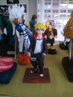 michcloowolfe19:  someone made a boruto sculpture in our school ^~^