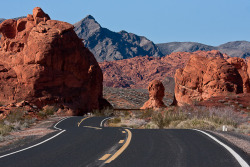 desert-stuff:Valley of Fire, Nevada by Jeff