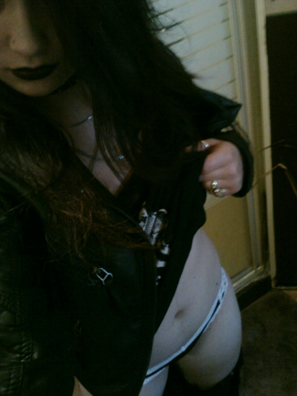 bloodrose19000:  I usually wouldn‘t post a picture of myself like this because