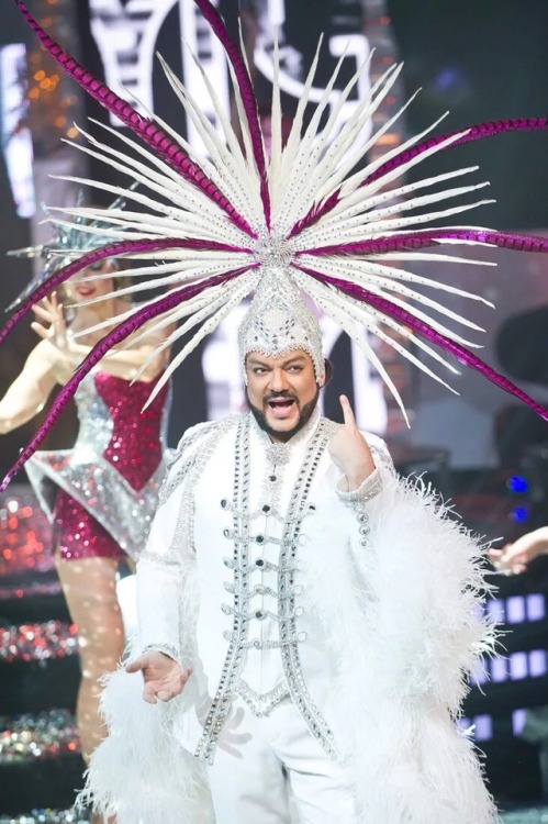 White Diamond looks great v2.0 (Philip Kirkorov edition)