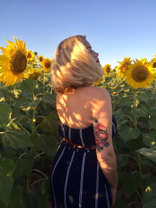 staymetalmacie: Insta @maciesdayparade