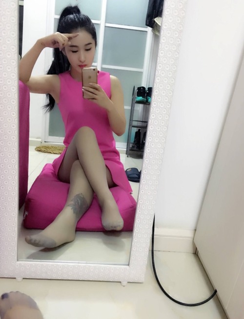 Porn tights and stray dogs photos