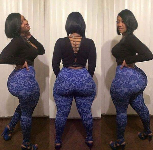ebonyteen51:  See this and tons more of hot ebony amateurs at http://bit.ly/1FjzhR6