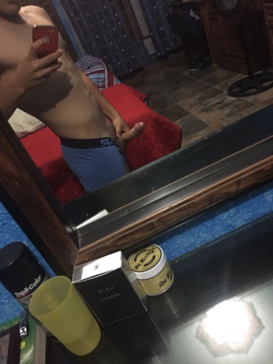 teenamateurslp:  Rico chacalito, es súper caliente, apenas anda en los 16. Es activo y tiene tremendo vergon. 