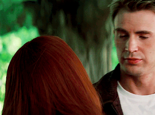 Steve Rogers and Natasha Romanoff in Captain America: The Winter Soldier (2014)