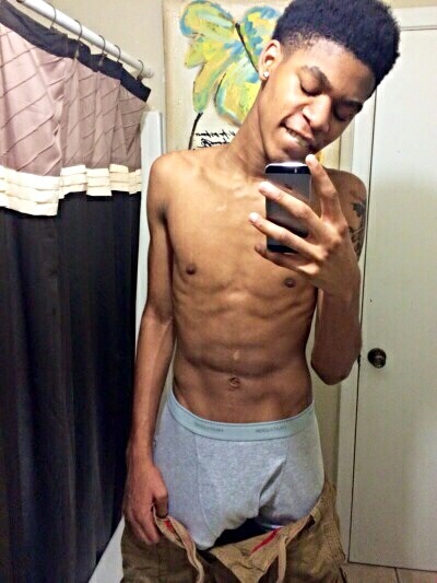 black-dicks-r-us:  HORNY FOR BLACK DICK? There are over 10,000 Black Gay Videos @