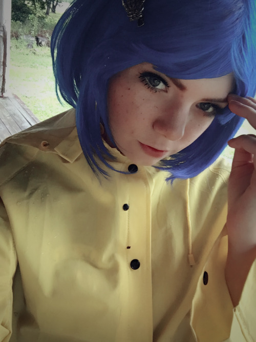 sparklecosplay:put on coraline for the first time in like a year wow i still really wanna finish t