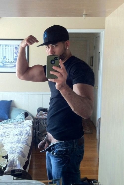 hotnaked8:  Freeballing