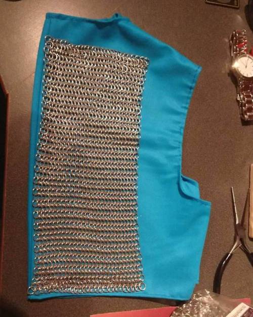 More chainmail progress for @belleffects. Still have a good chunk to finish &amp; modify around 