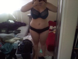 jjugs:  I am not one of those people that likes to match the bra a nd undies. Oops.