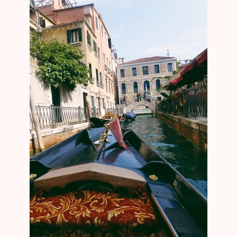 youthfairy:  gypsyfolly:  lumina-ae:  lumina-ae:  I want to go back to Venice so
