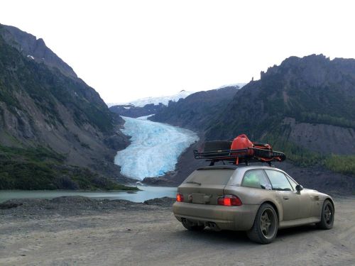 Bavarian Backpacking.(via RA64FREDDY!)More cars here http://rhubarbes.tumblr.com/search/cars