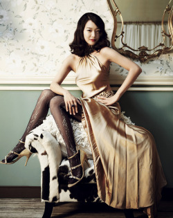 Shin Min Ah for Vivien